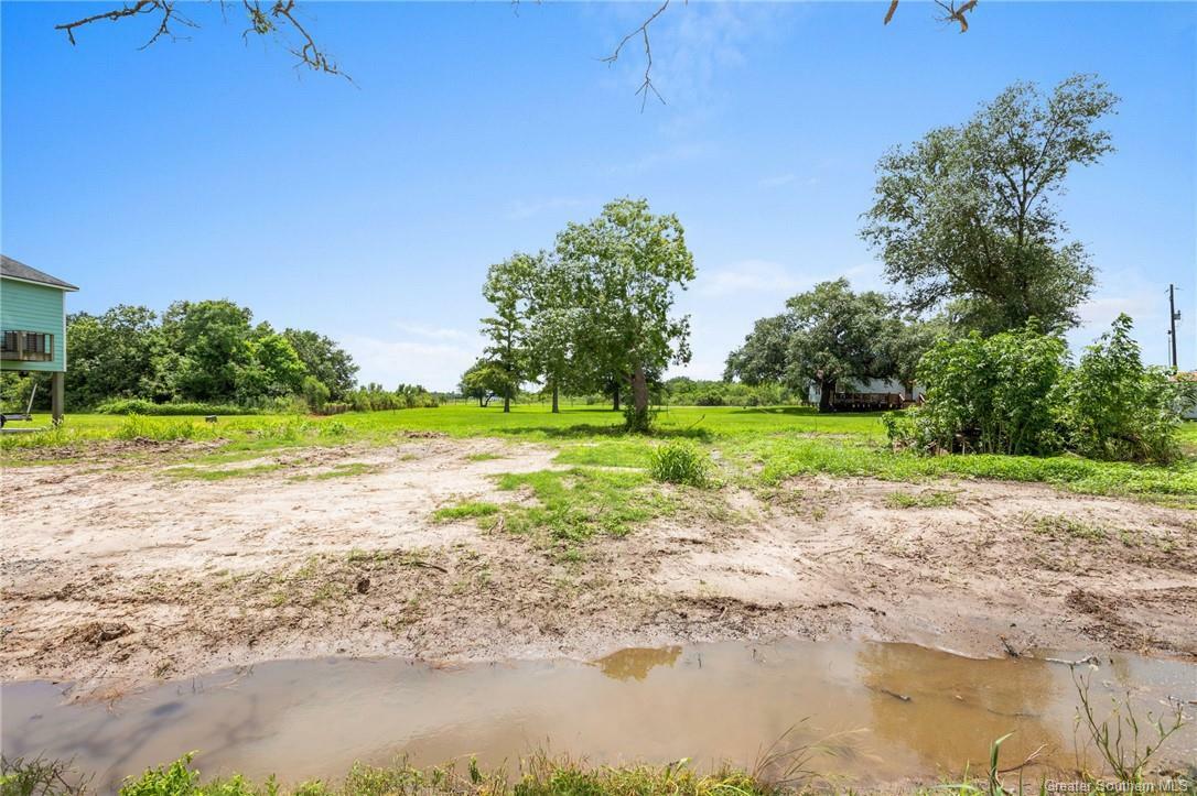 Property Photo: 180 Cooper Ann Lane LA 70645