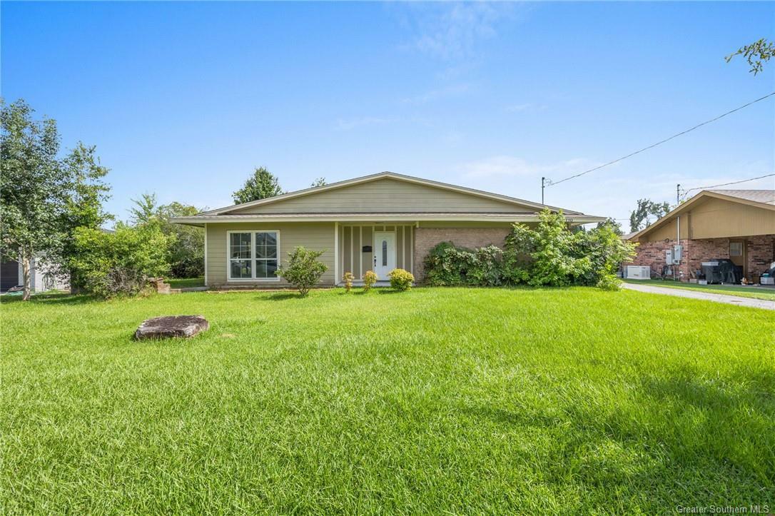 1119 Mobile Street  Lake Charles LA 70605 photo