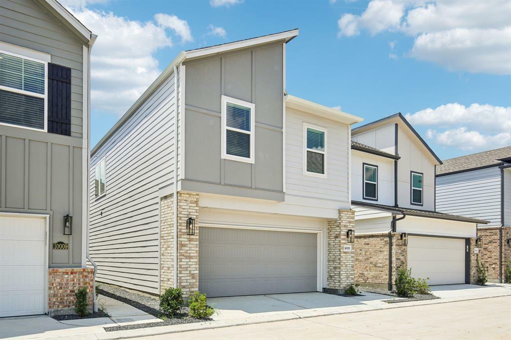 Property Photo: 10011 Rustic Charm Street TX 77080