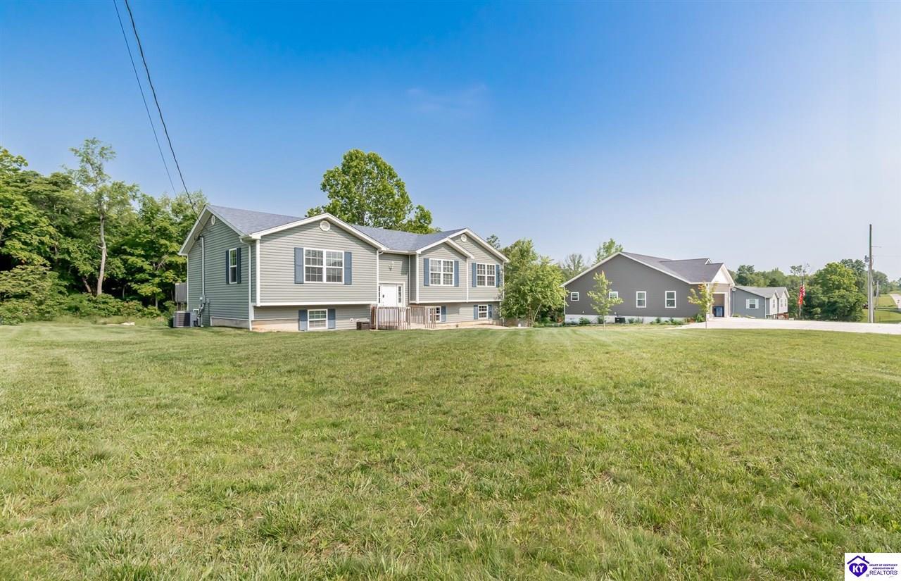 Property Photo: 303 Charlie Pile Road KY 40142