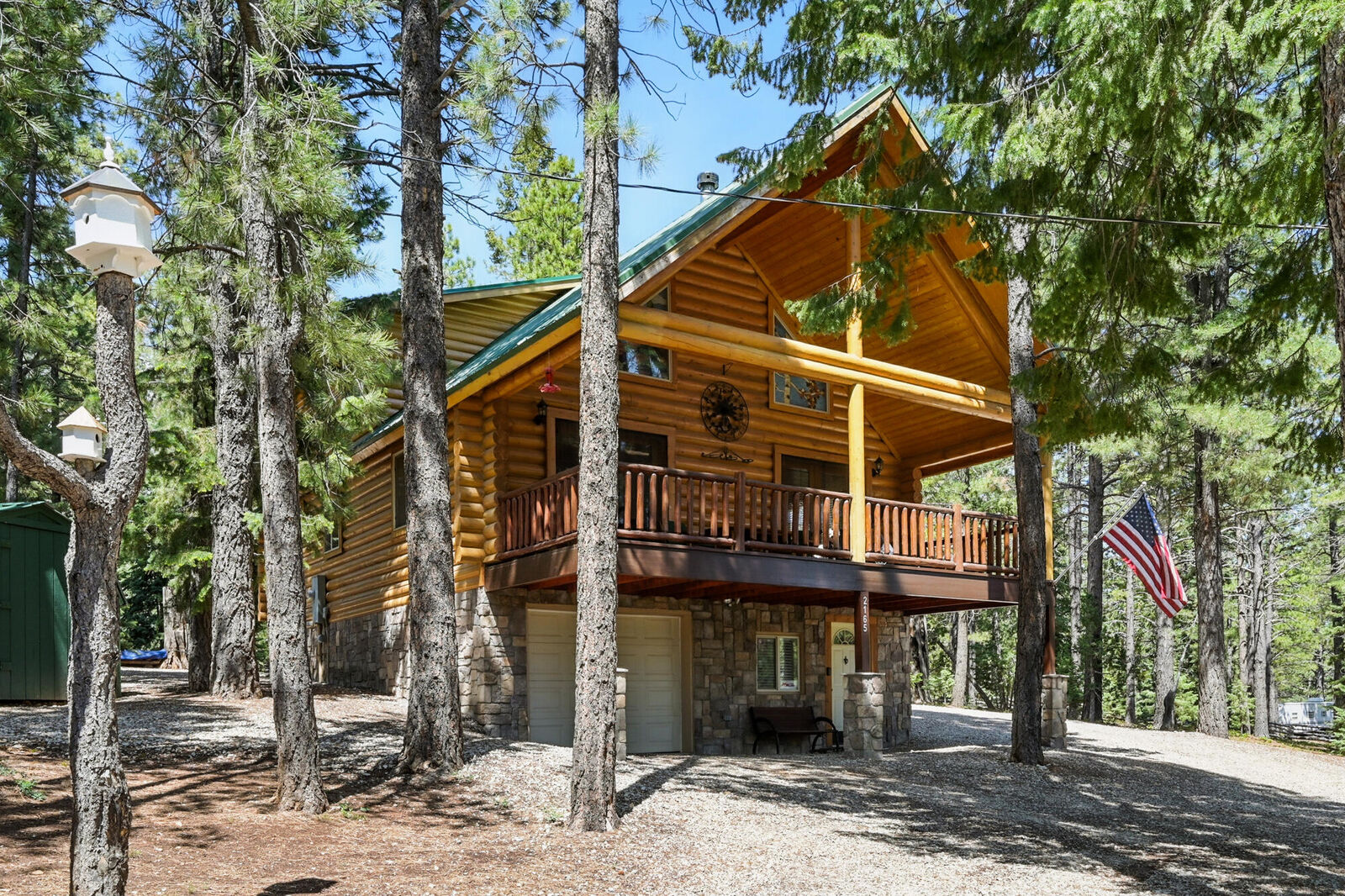 Property Photo: 2165 E Black Jack Dr UT 84762