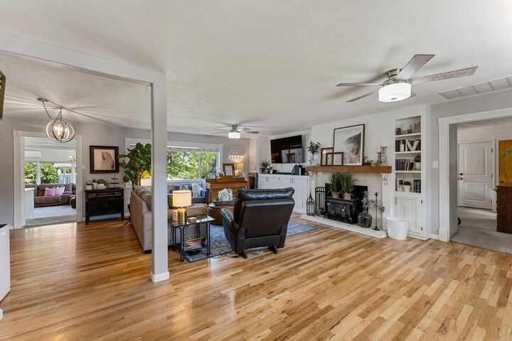 Property Photo:  237 N 400 W  UT 84721 