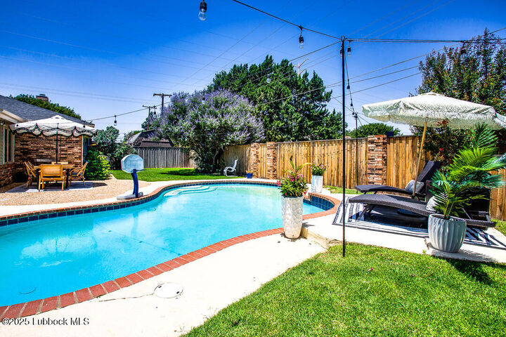 Property Photo:  2912 76th Street  TX 79423 