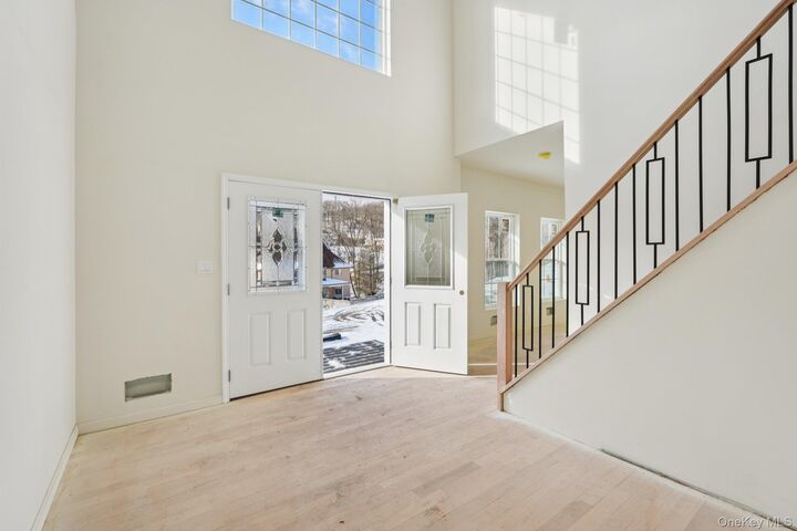 Property Photo: 14 Vargas (Aka 70 Jessup Ln) Circle NY 10980