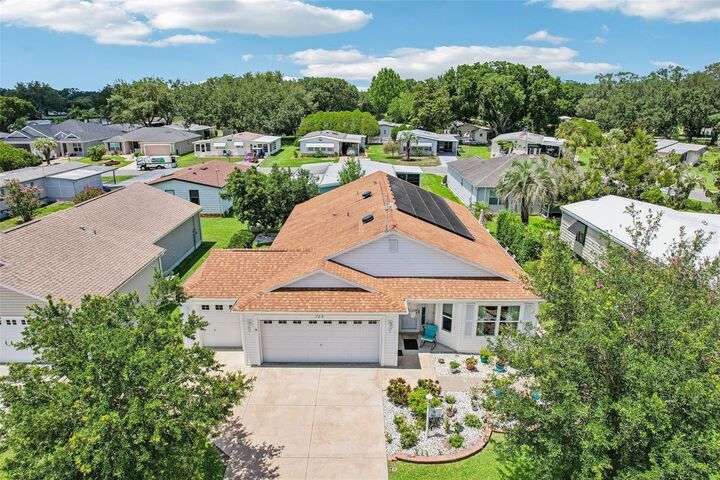 703 Royal Palm Avenue  Lady Lake FL 32159 photo