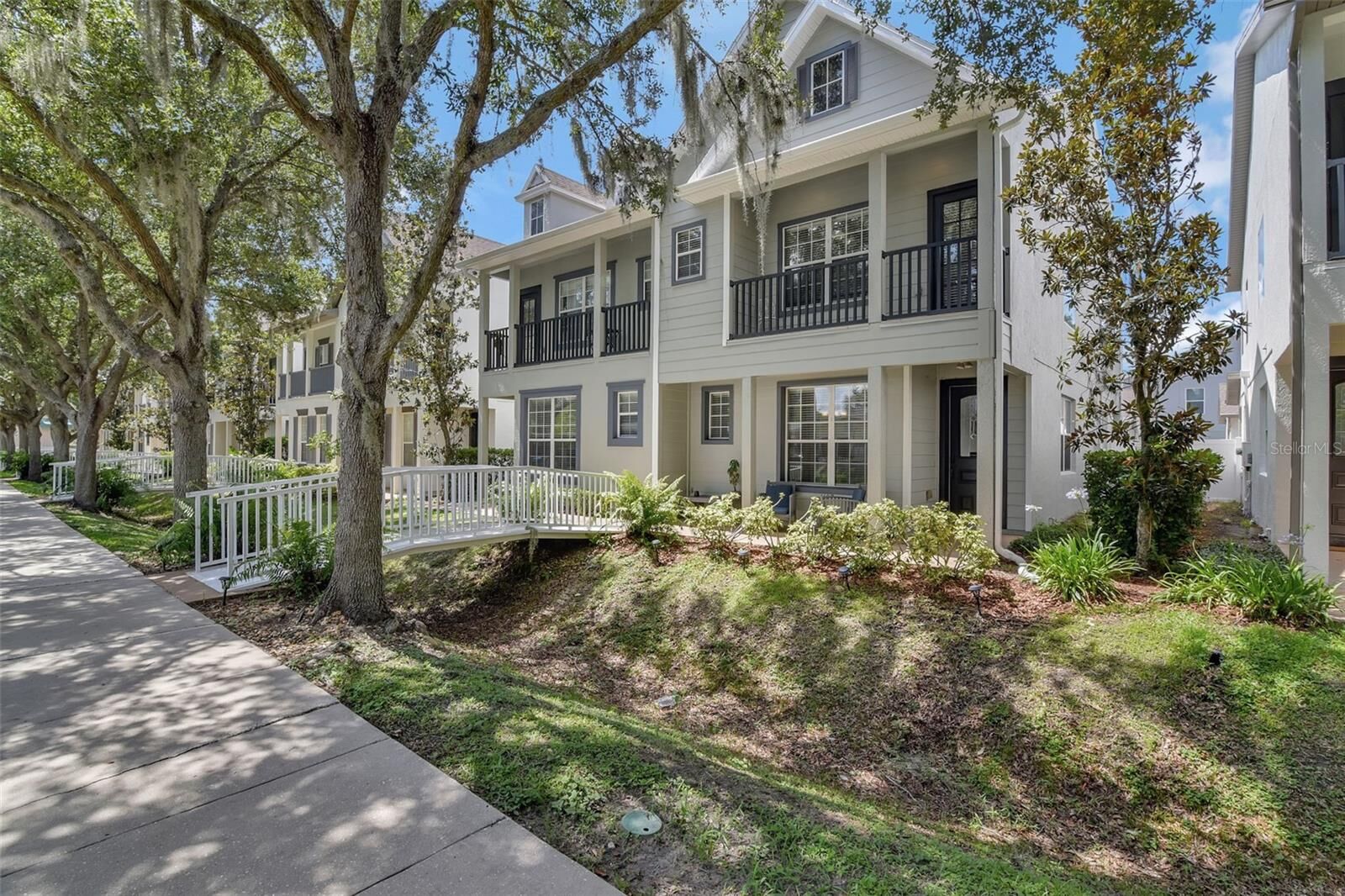 Property Photo: 1607 Wilson Avenue FL 32804