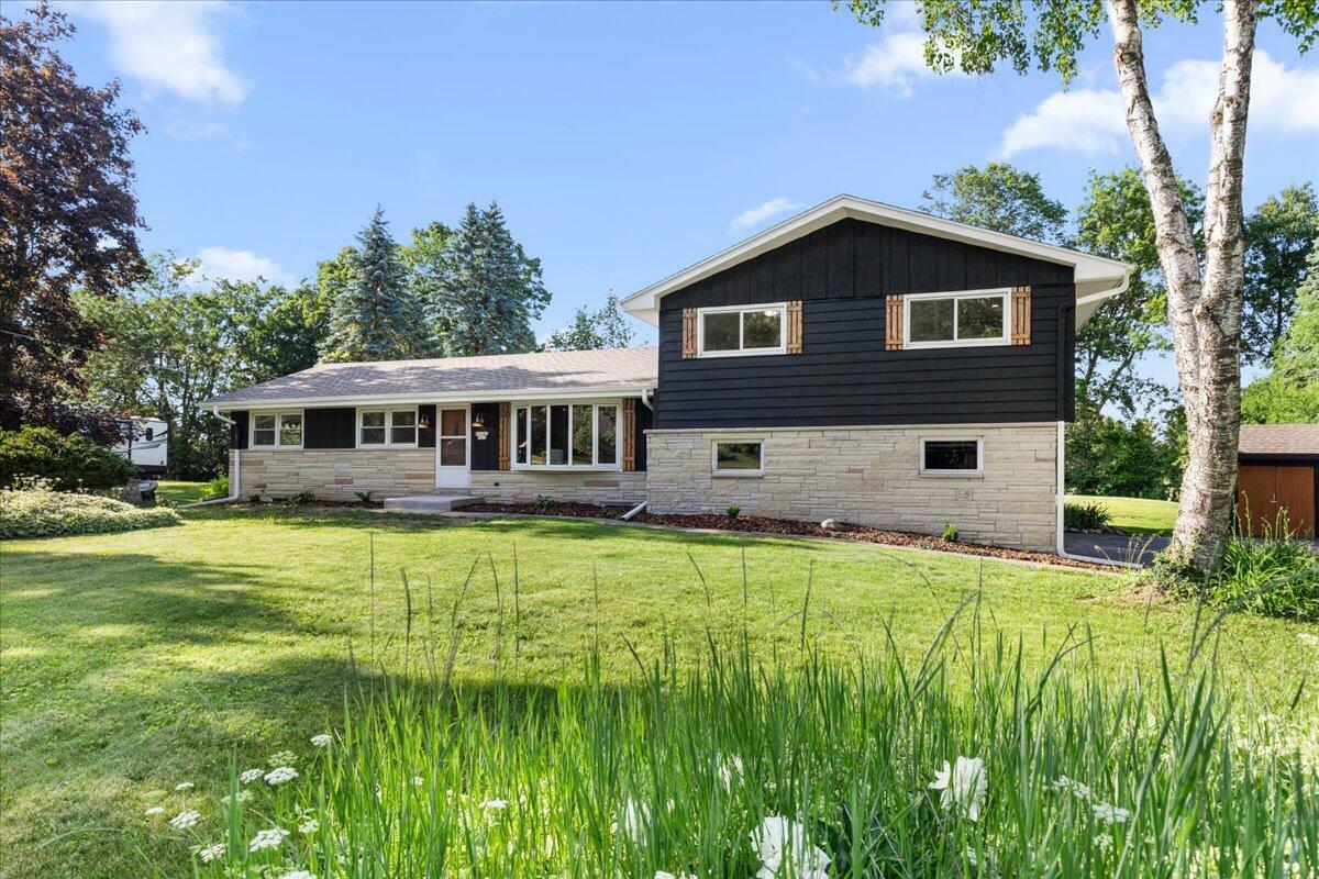 Property Photo: N113w20588 Edgewood Dr WI 53022