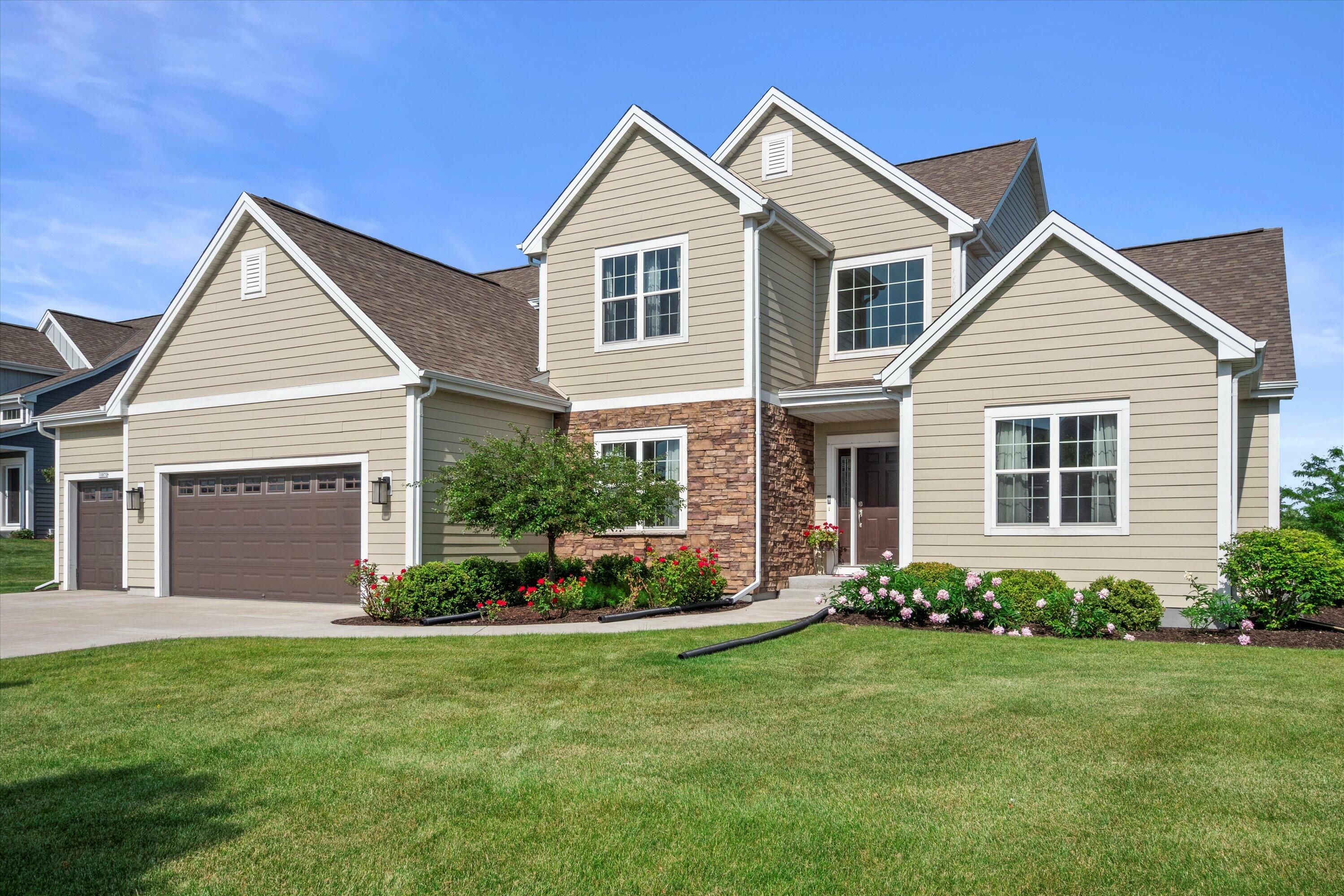 Property Photo:  10870 N Spartan Cir  WI 53097 