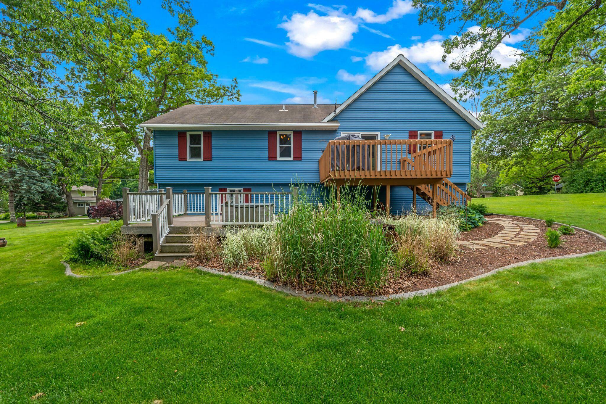 Property Photo: W984 White Oak Dr WI 53120