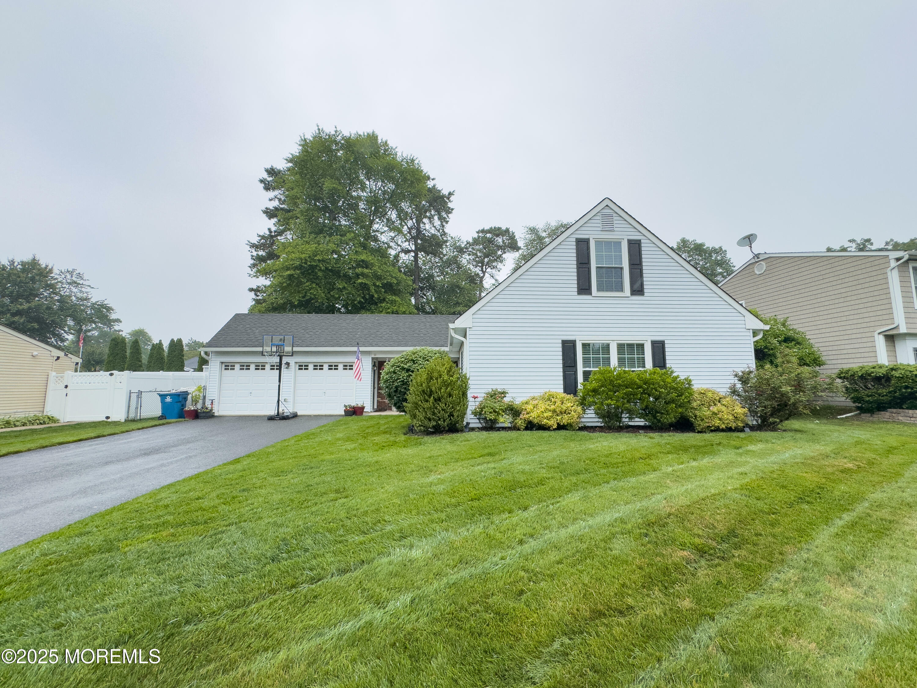 17 Markwood Drive  Howell NJ 07731 photo