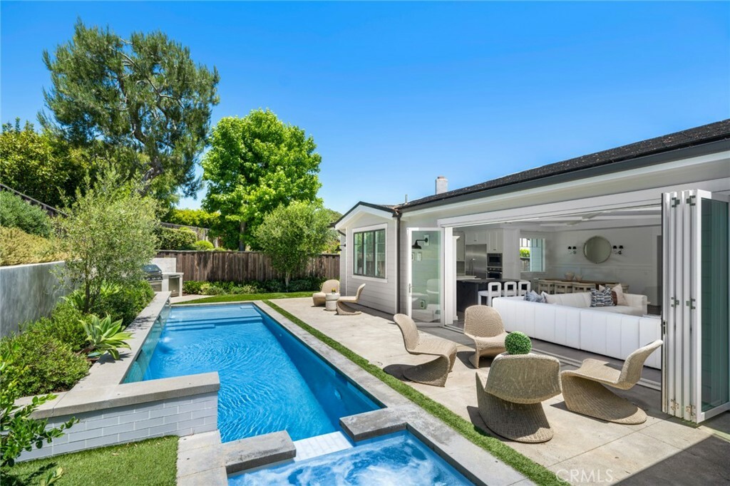 Property Photo: 1456 Key View CA 92625