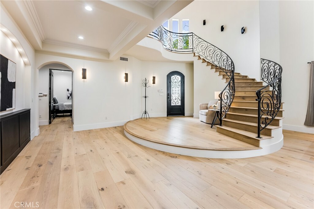 Property Photo: 23123 Oxnard Street CA 91367