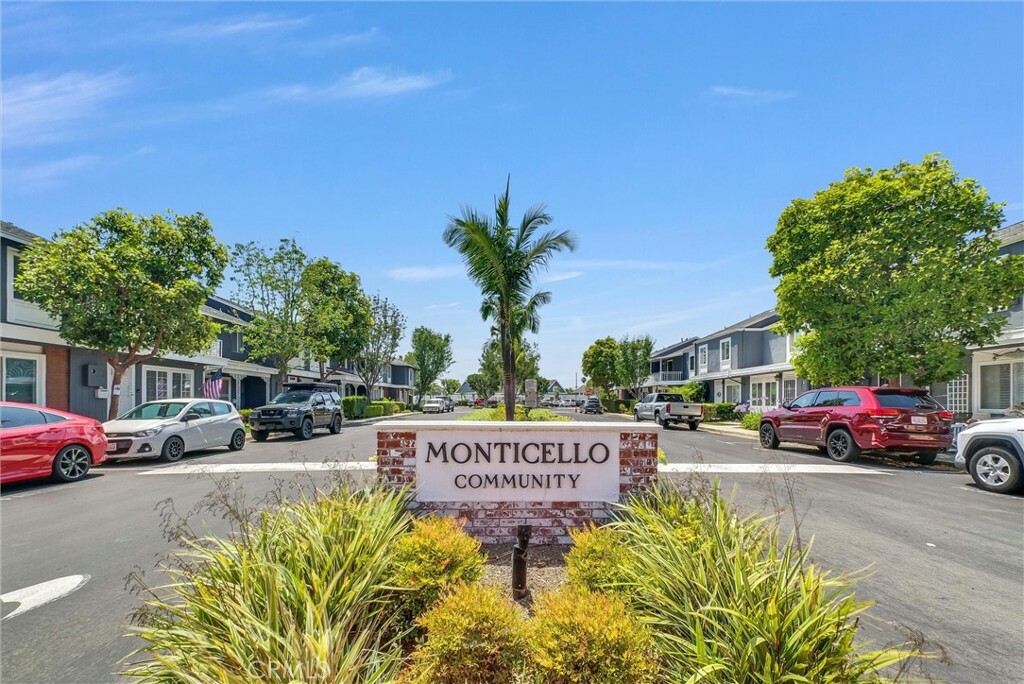 Property Photo: 195 Morristown Lane CA 92626