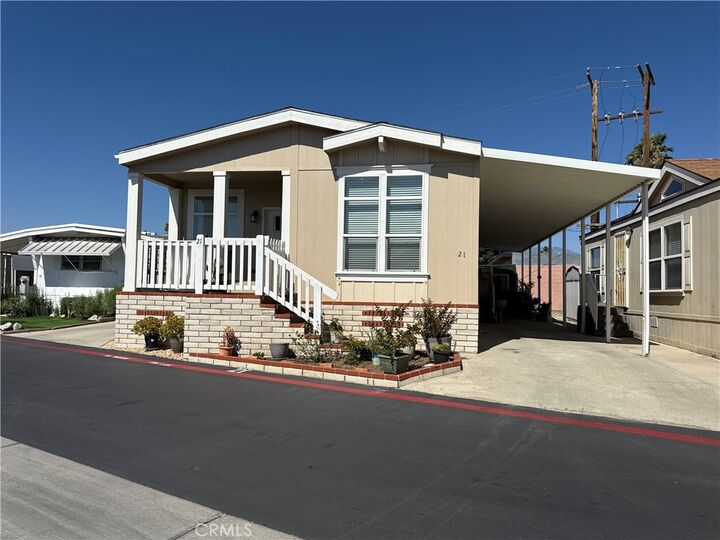 Property Photo:  1445 W Florida Avenue 21  CA 92543 
