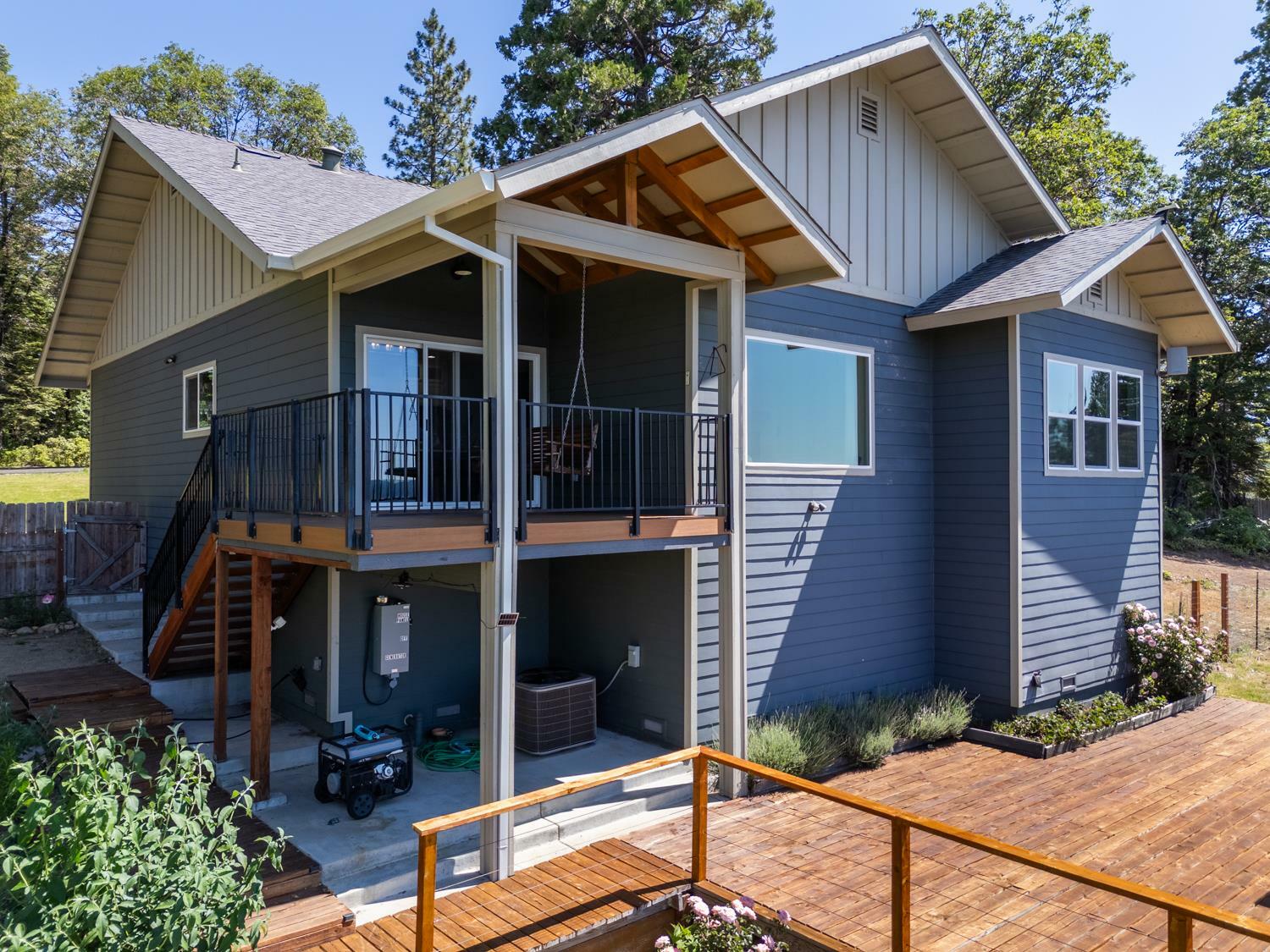 Property Photo: 545 Kearsarge Court CA 95701