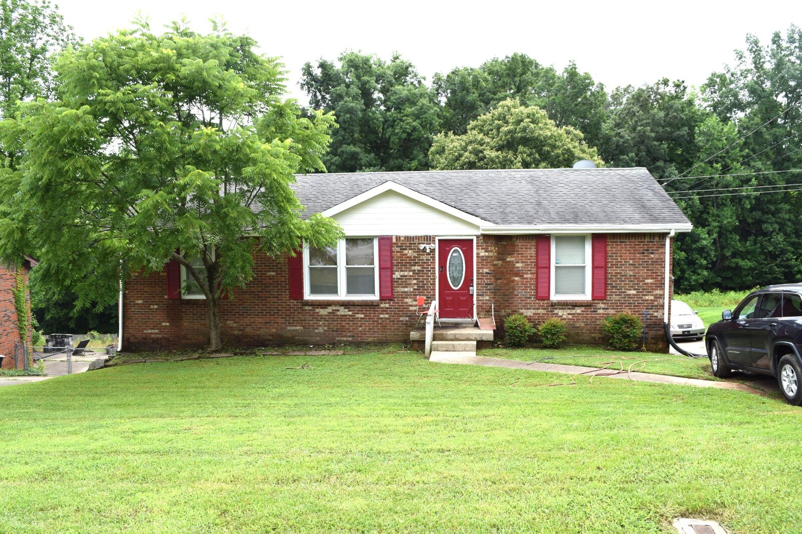 Property Photo:  722 Overton Dr  TN 37042 
