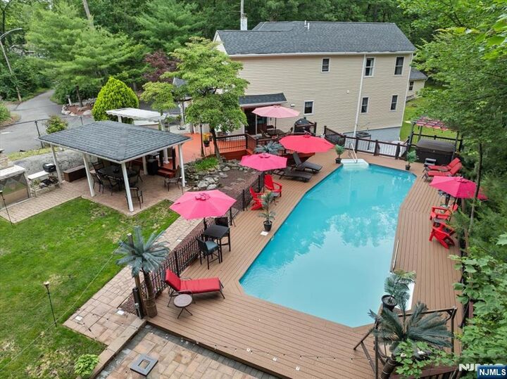 Property Photo:  19 Elm Street  NJ 07420 
