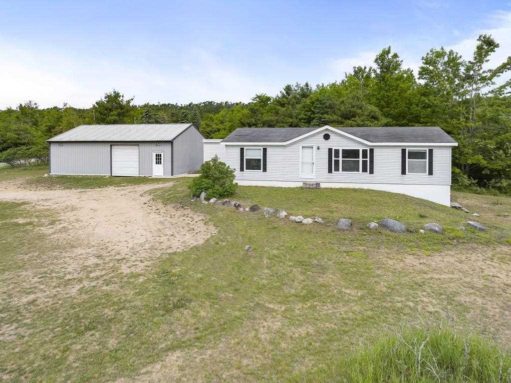 Property Photo: 5343 Lakeview MI 49706