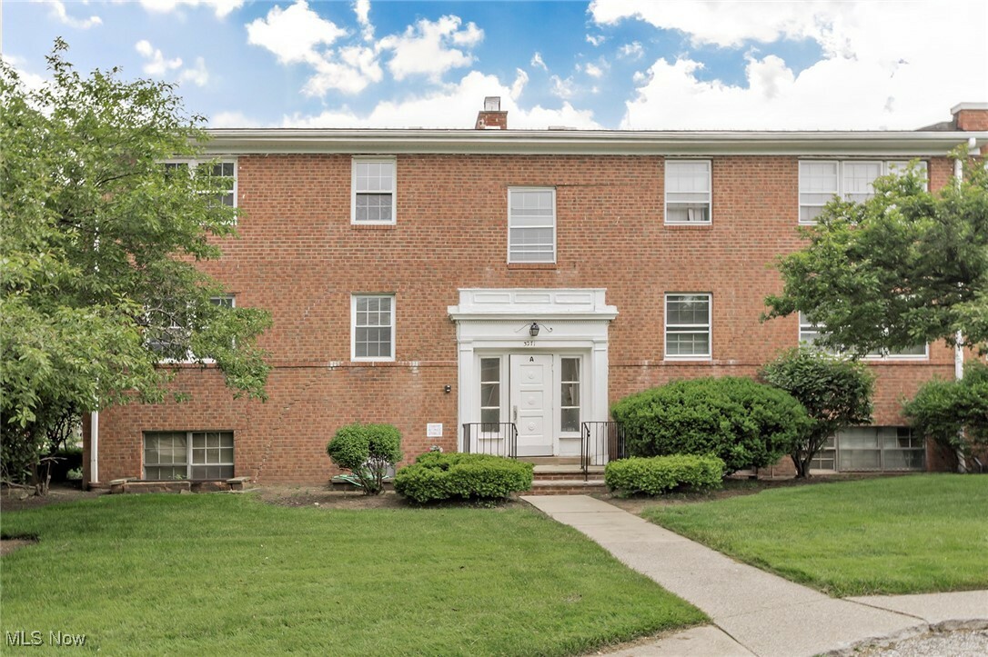 Property Photo:  3271 Warrensville Center Road 4A  OH 44122 