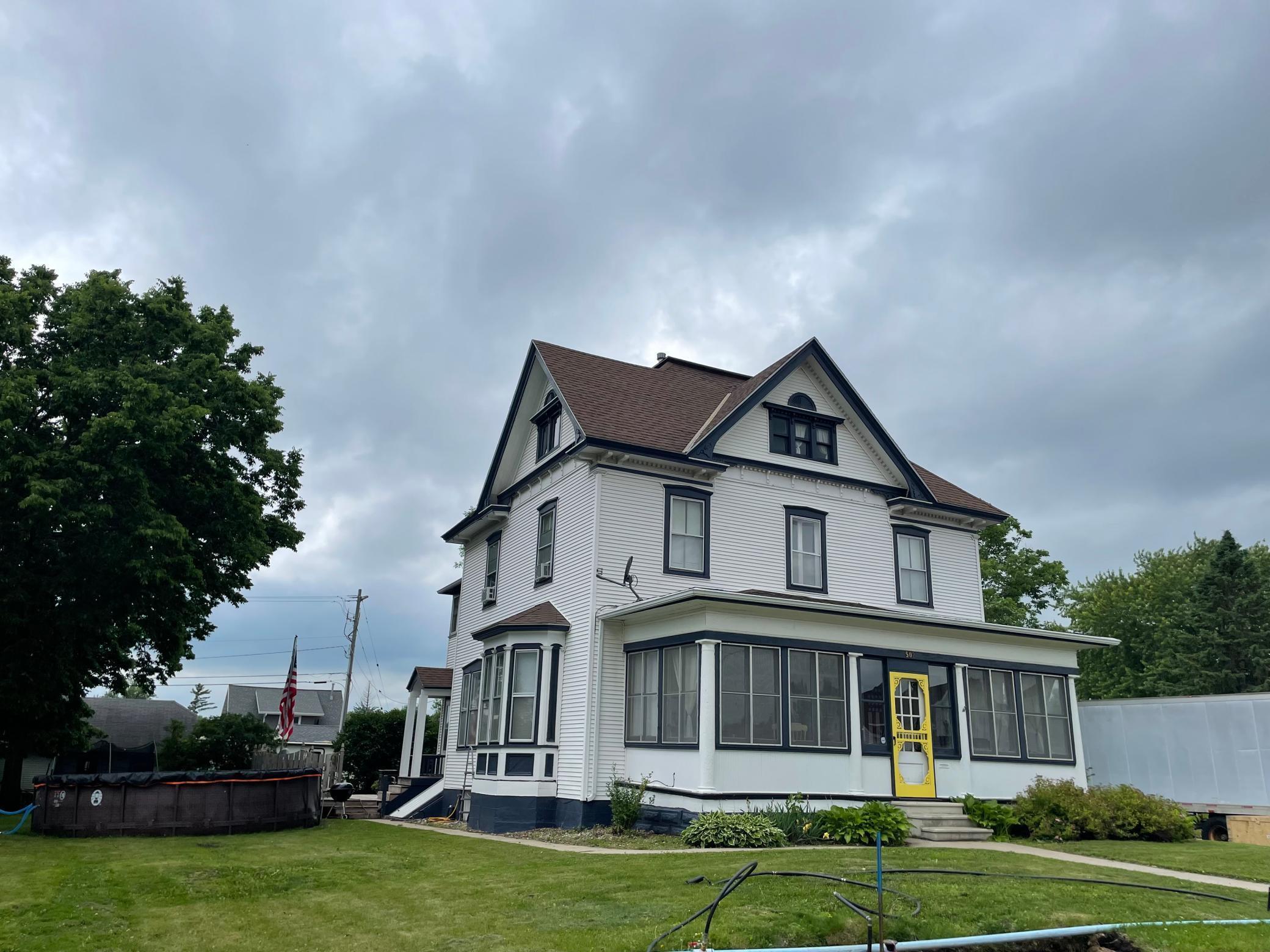 Property Photo:  502 Pine Street S  MN 56378 