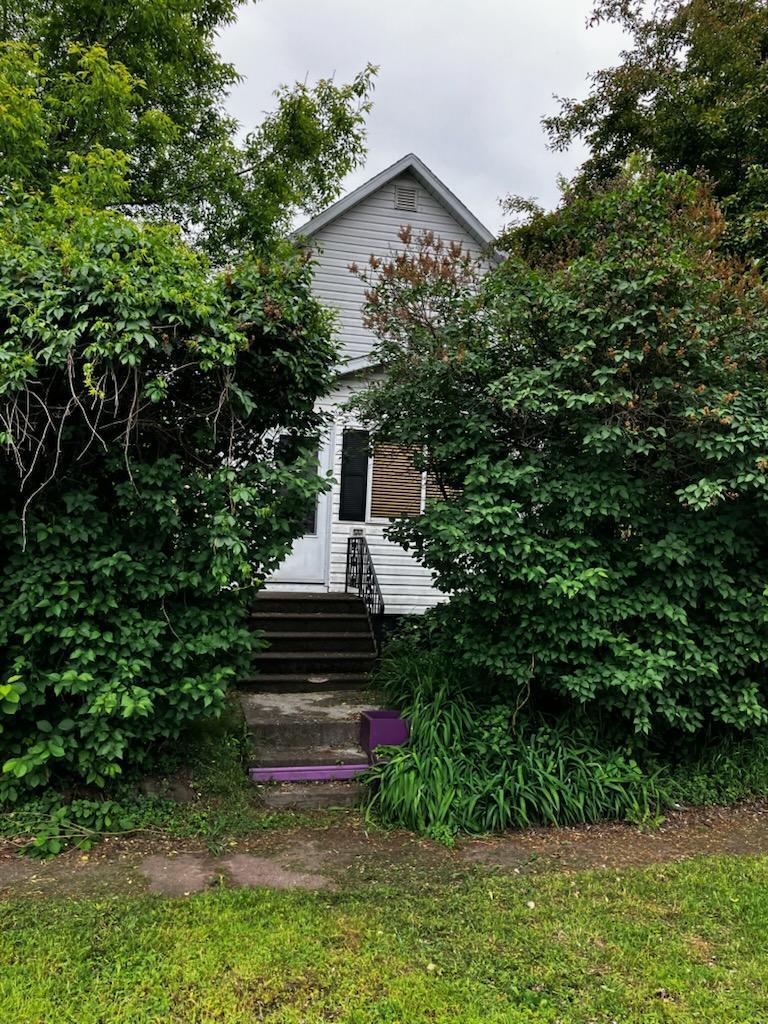 Property Photo:  1712 Avenue C  MN 55720 