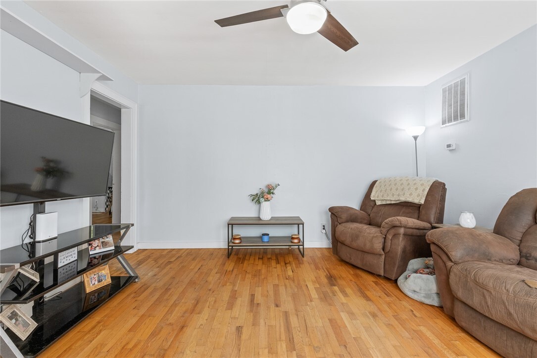 Property Photo: 224 N Allen Street AR 72601