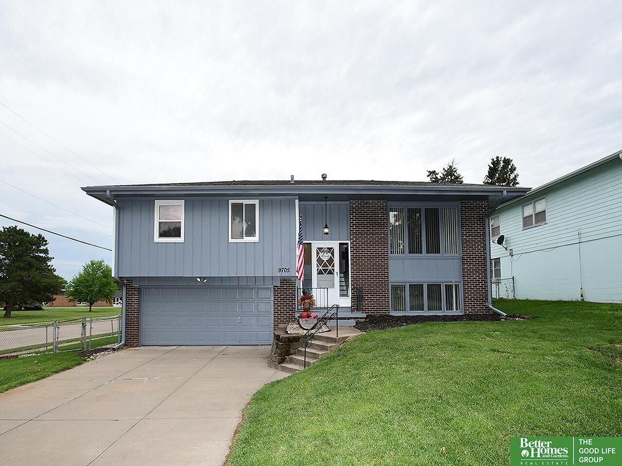 Property Photo: 9705 Cady Avenue NE 68134