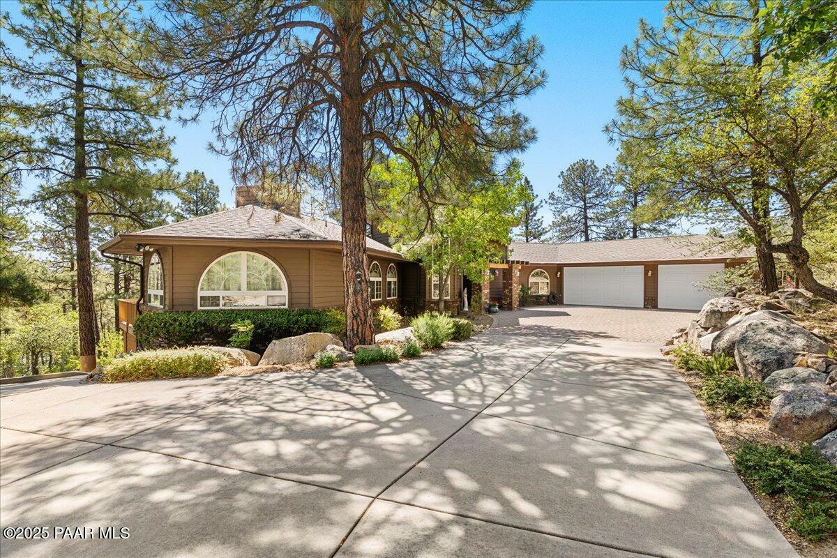 Property Photo: 1167 Eagles Nest AZ 86303