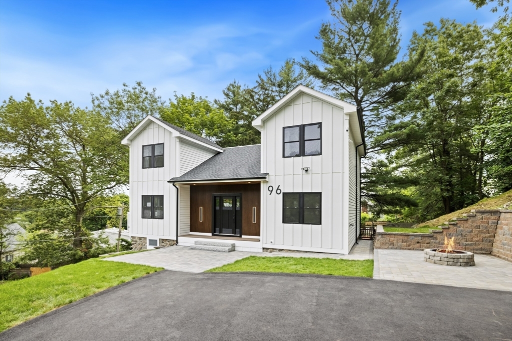Property Photo: 96 Dutton St MA 02148