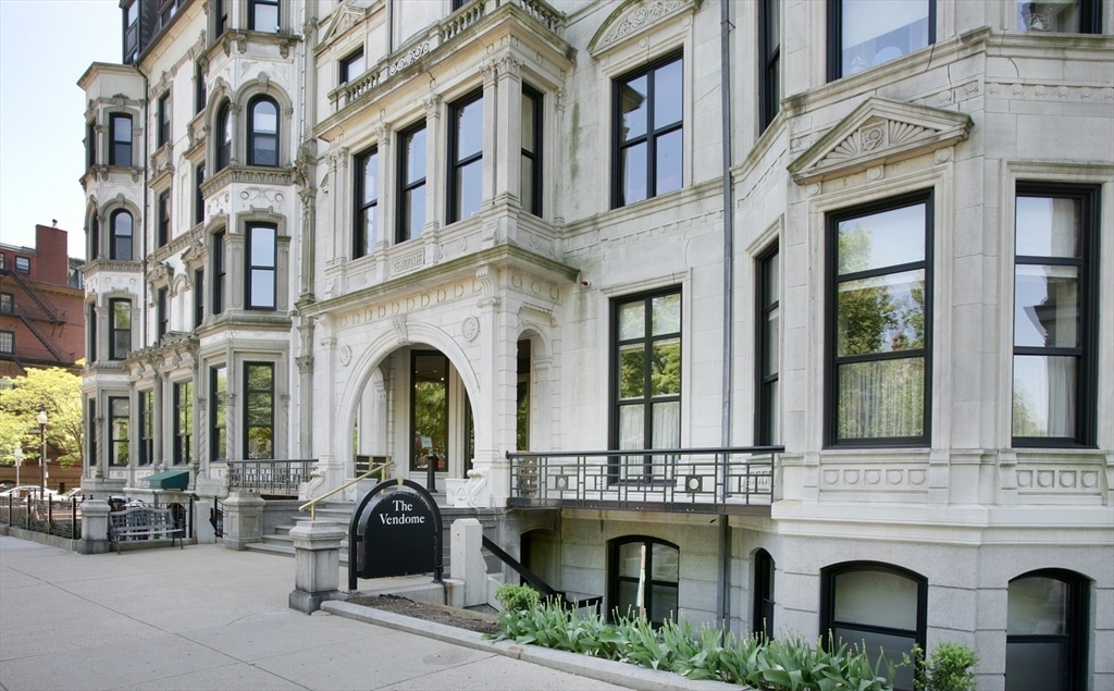 Property Photo: 160 Commonwealth 407 MA 02116