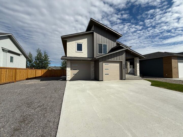124 Trestle Place  Hinton AB T7V 0B8 photo