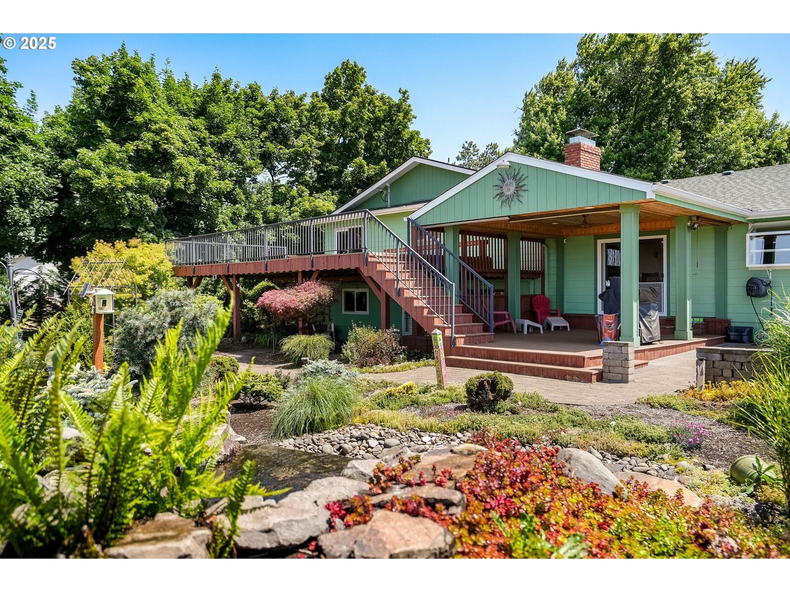 Property Photo:  41266 Manitau Rd SE  OR 97383 