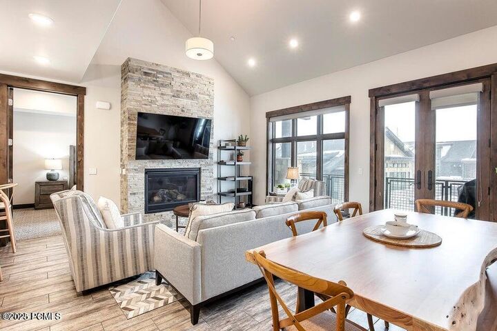 Property Photo: 3703 Blackstone Drive Unit 307 UT 84098