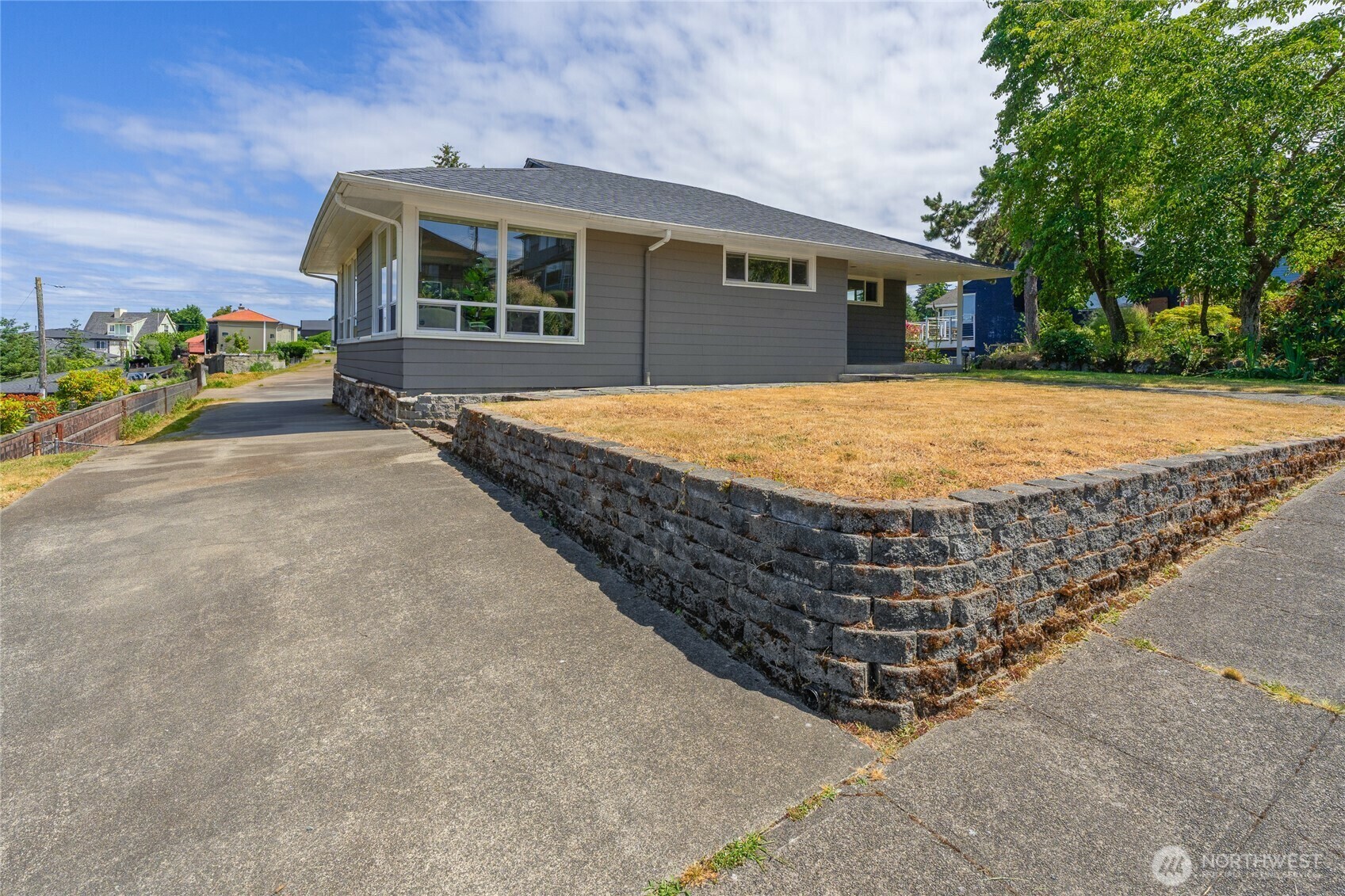 Property Photo: 4815 N Huson Street WA 98407