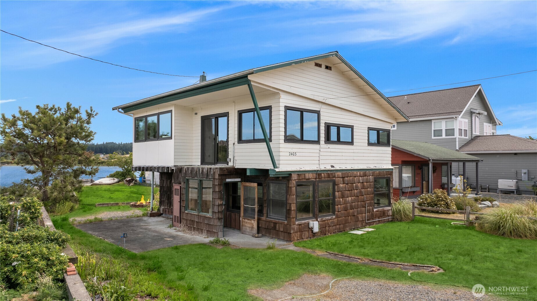 2403  Sunlight Beach Road  Clinton WA 98236 photo