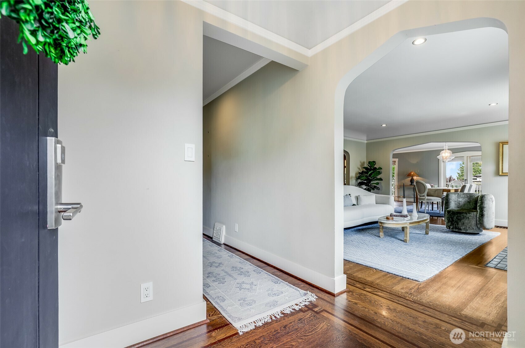 Property Photo: 4712 NE 40th Street WA 98105