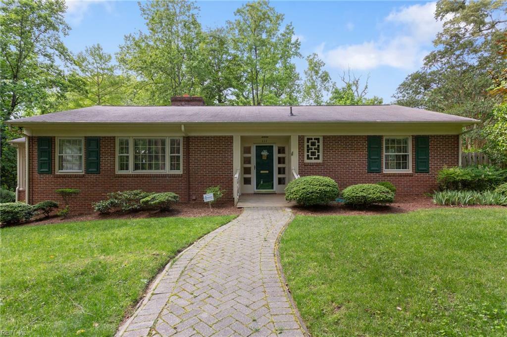 Property Photo: 111 Central Pw VA 23606