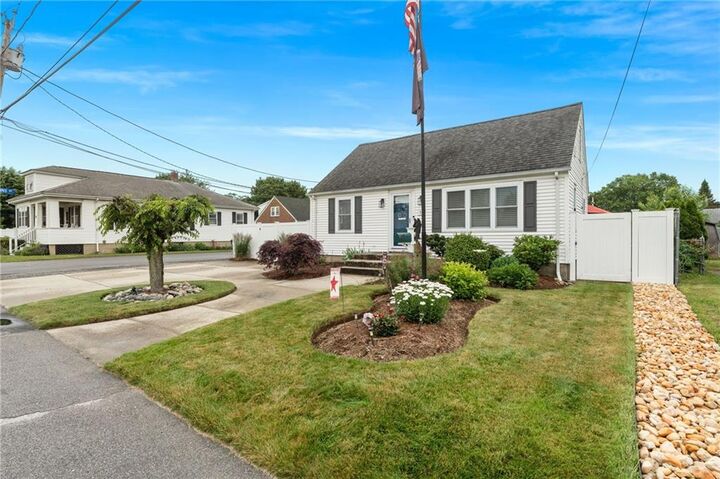 Property Photo:  32 Waterman Avenue  RI 02919 