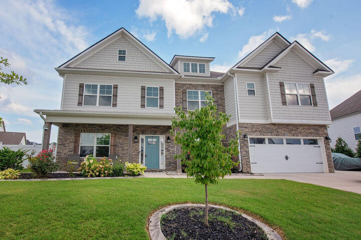 7432 Hollyhock Lane  Ooltewah TN 37363 photo