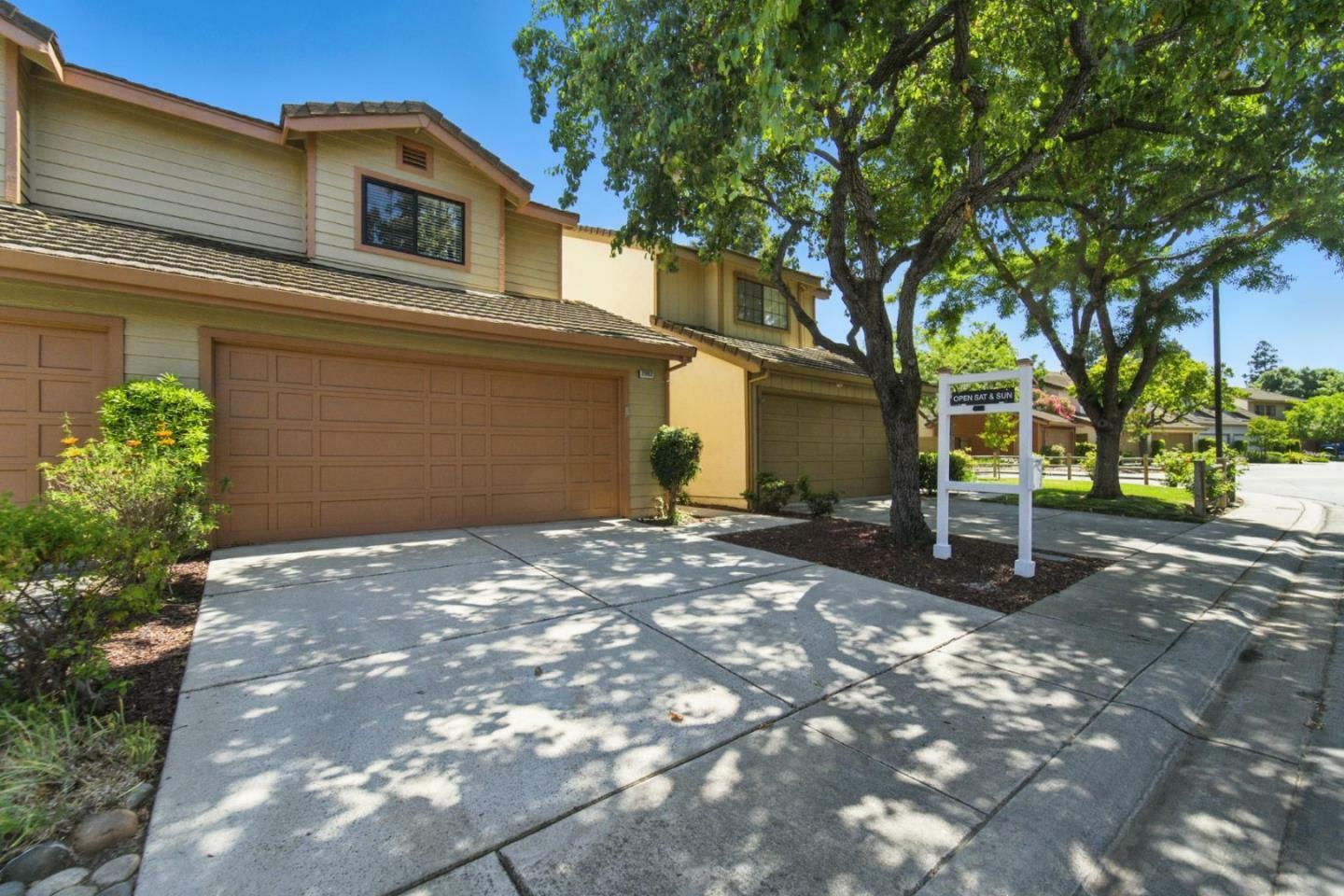 Property Photo: 2082 Wente Way CA 95125