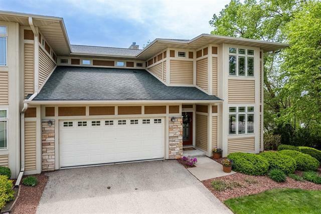 Property Photo: 1100 West Pleasant Street 1 WI 53901