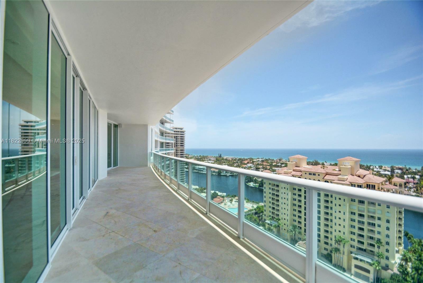 Property Photo: 20155 NE 38th Ct 2201 FL 33180