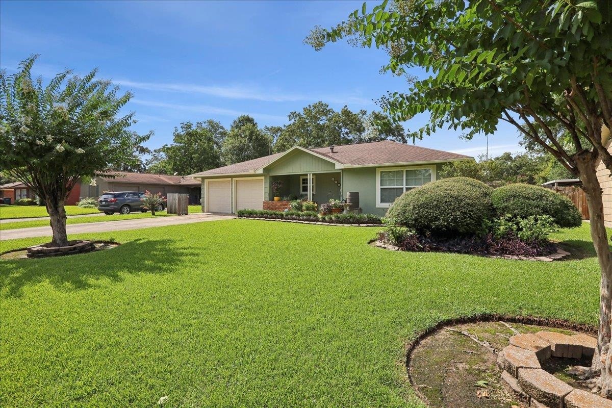4720 Ebonwood  Beaumont TX 77706 photo