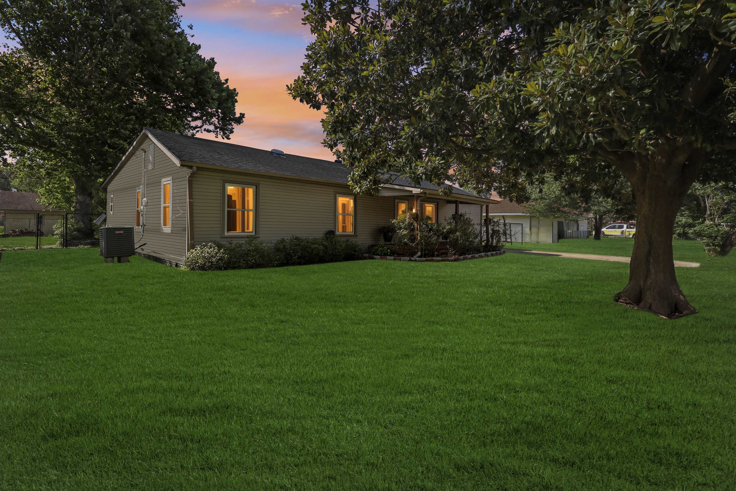 3610 Ave. G  Nederland TX 77627 photo