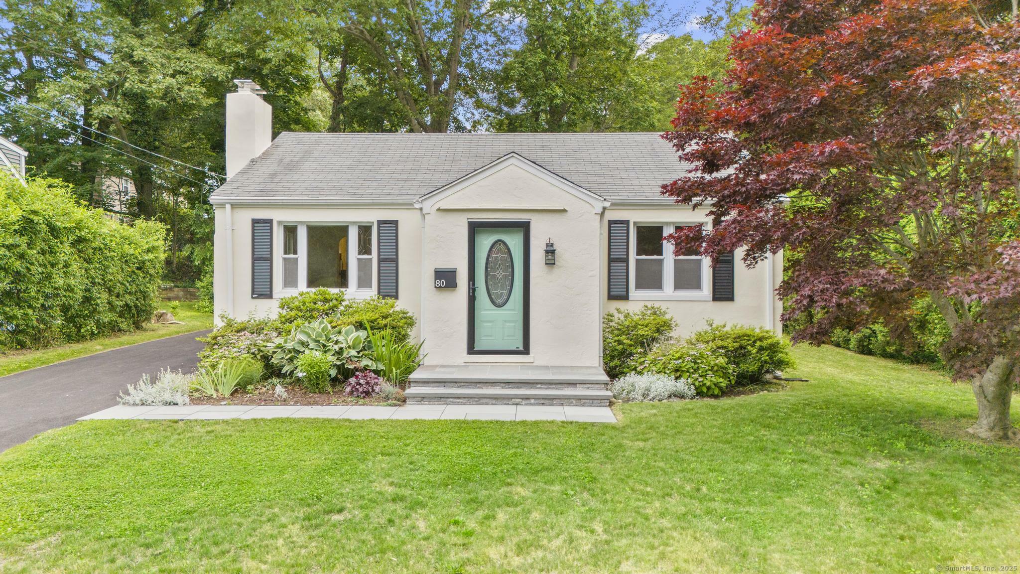 Property Photo: 80 Holly Street CT 06460