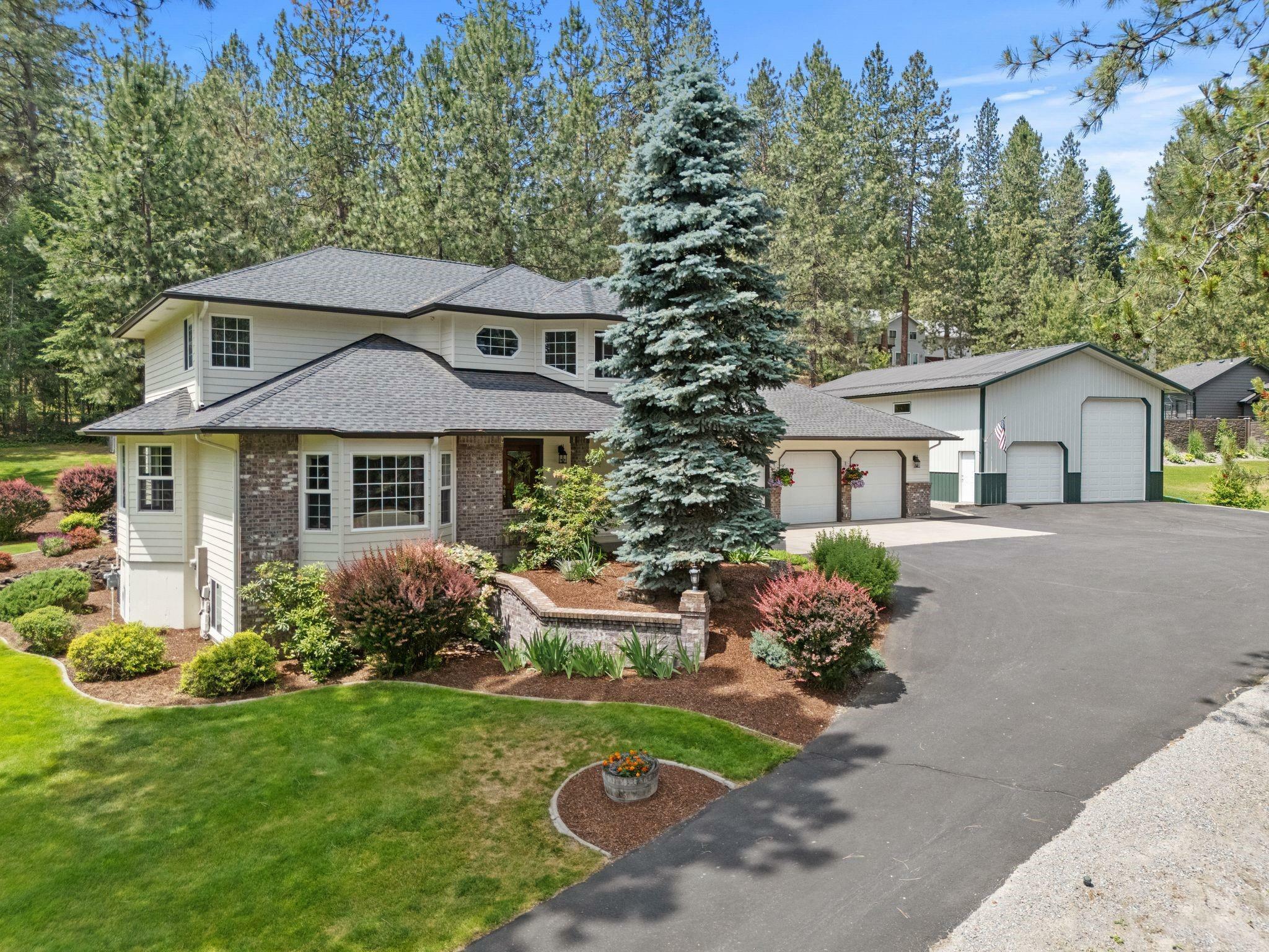 Property Photo: 9015 N Murray Rd WA 99025