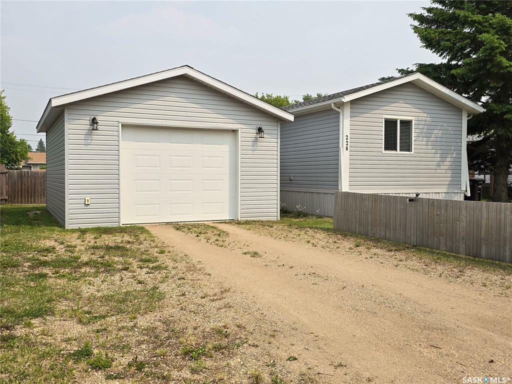 226 13th Street  Humboldt SK S0K 2A0 photo