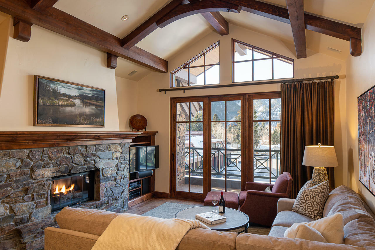 Property Photo:  680 E Sun Valley Rd 11-B  ID 83340 