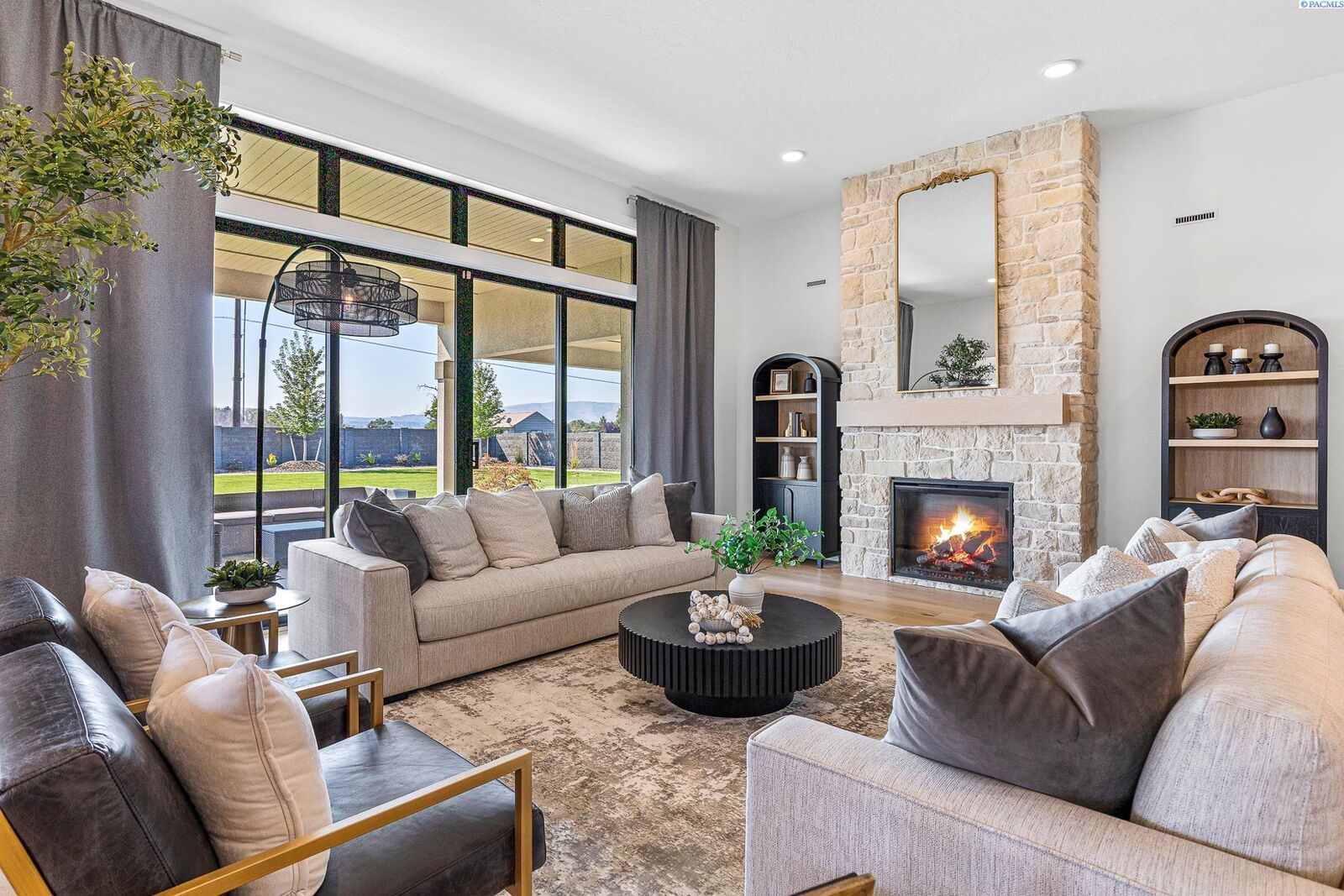 Property Photo:  12814 Blackfoot Dr.  WA 99301 