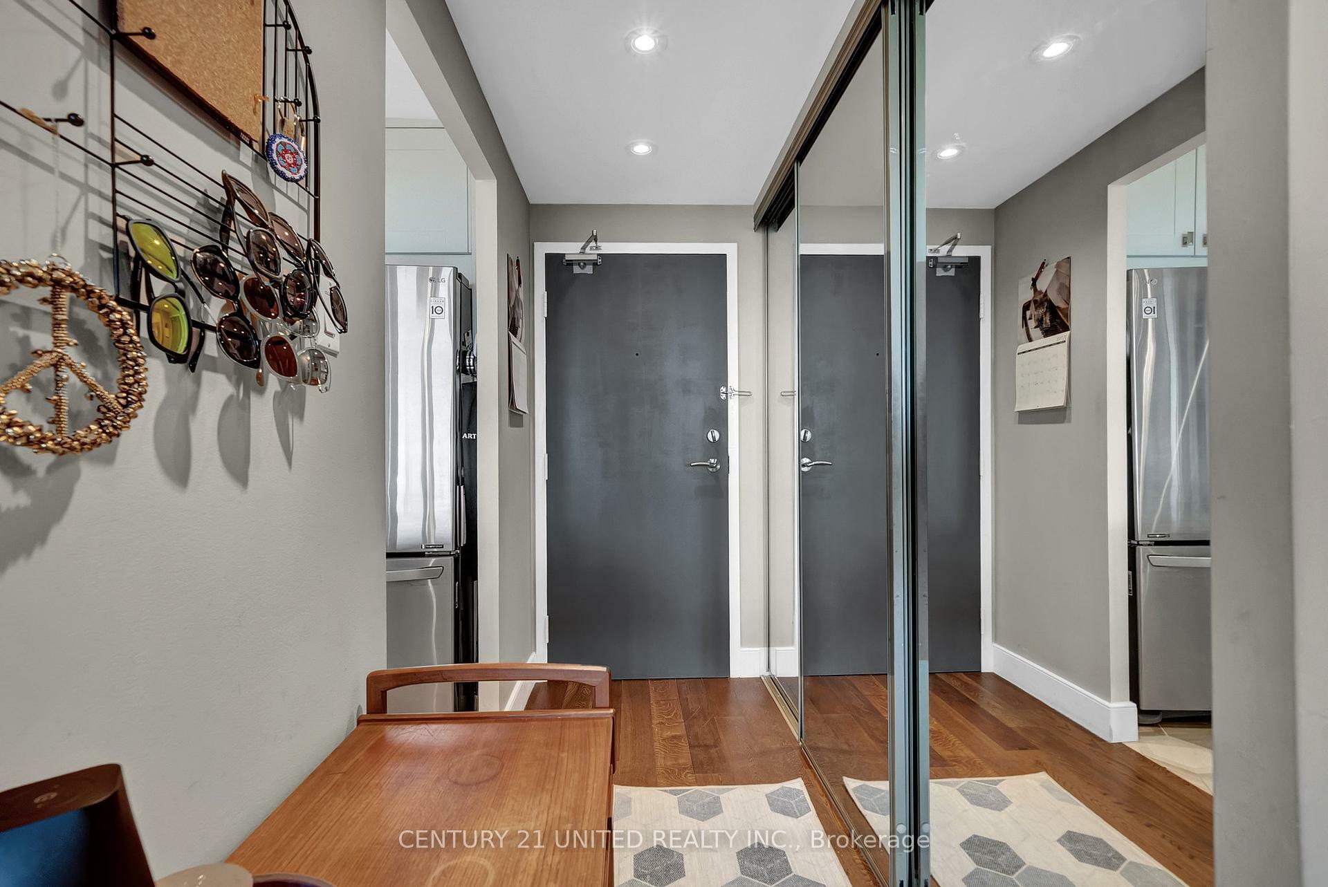 Property Photo: 10 Dean Park Road 516 ON M1B 3G8